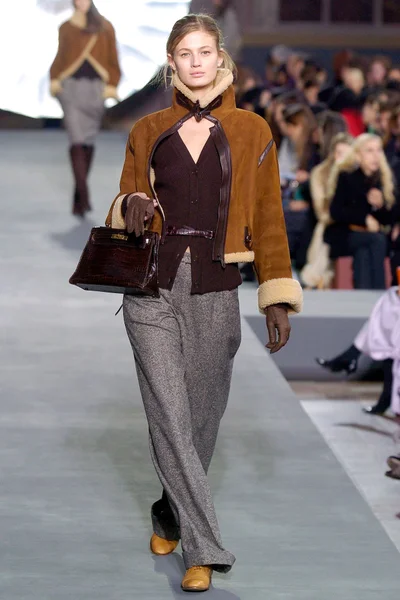 Look 2